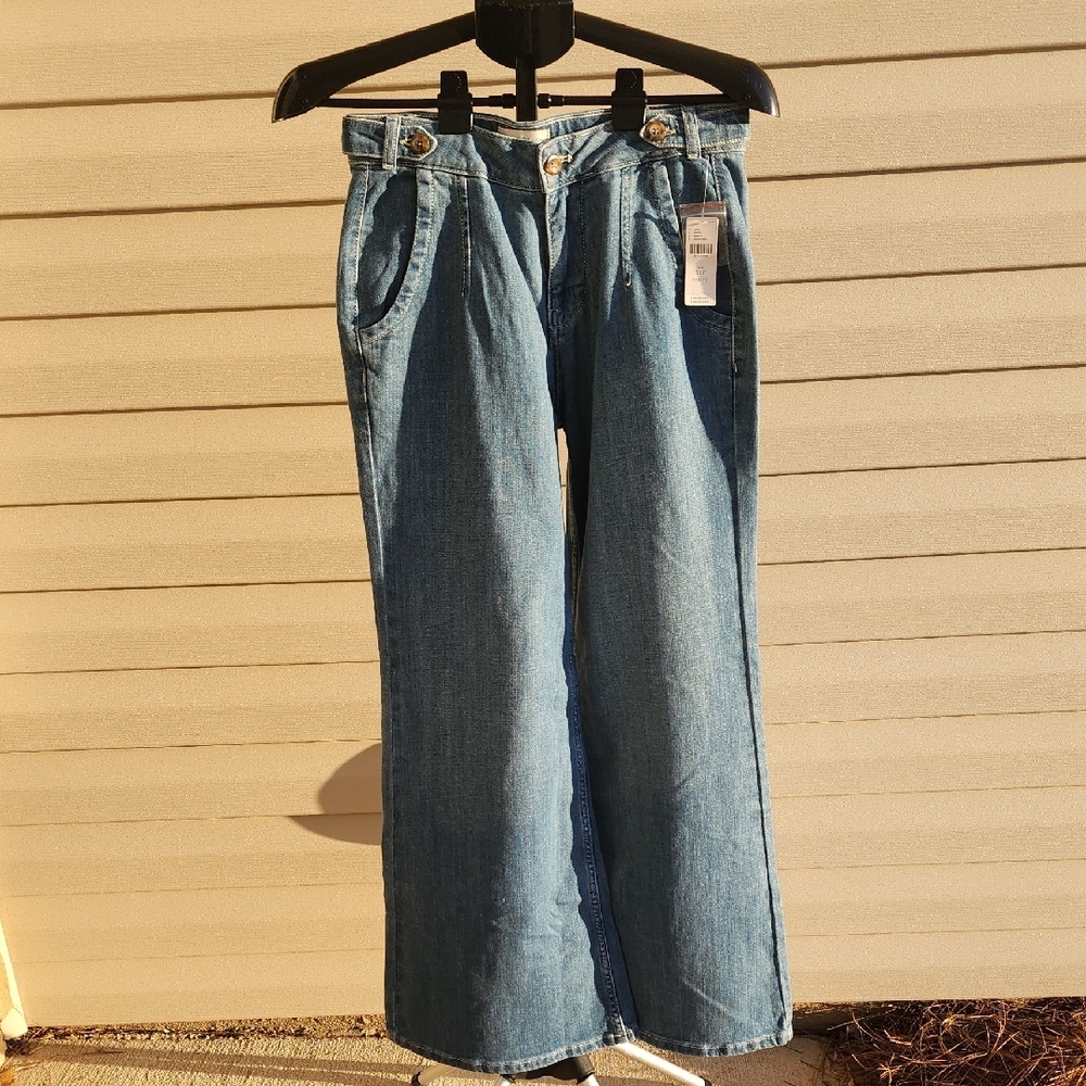 Pilcro Anthropologie Tower Flare Mid-Rise Blue Jeans Size 27P Denim Women's NEW
